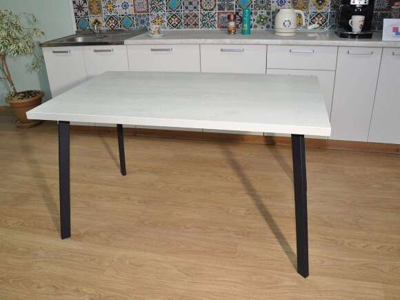 Стол обеденный Боро Черный / Бетон белый