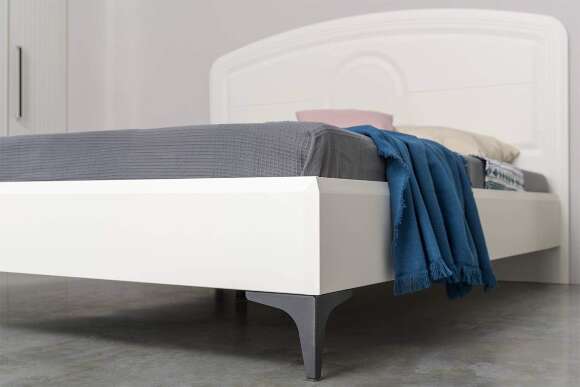 Кровать с ортопедическим основанием Валенсия 11.36.01, Белый шагрень