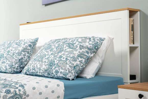 Кровать с ортопедическим основанием и опорами Остин 11.53, Белый шагрень, Дуб золотой Кровать с ортопедическим основанием и опорами Остин 11.53, Белый шагрень, Дуб золотой