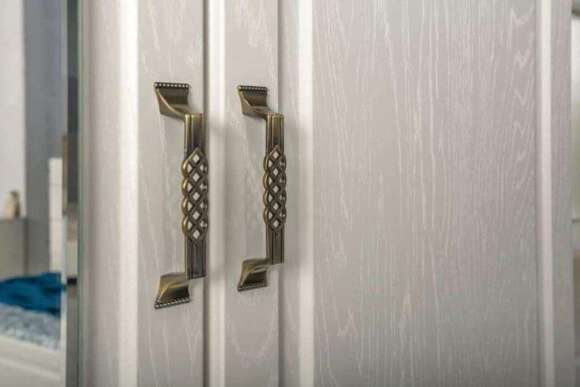 Ливерпуль Шкаф 13.27.01 Белый/Ясень ваниль