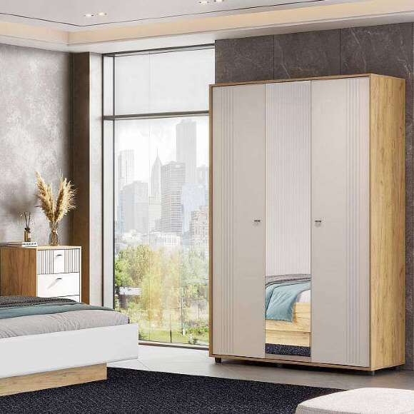 Шкаф трехстворчатый Милан (SV-Мебель) Белый Шкаф трехстворчатый Милан (SV-Мебель) Белый