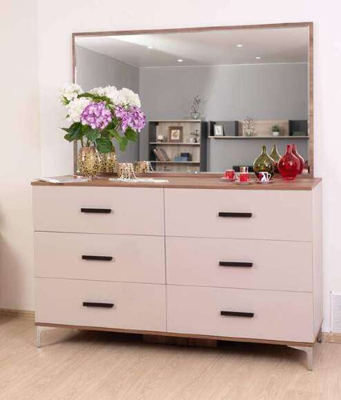 Комод Кара 4 (Глазов) Комод Кара 4 (Глазов)